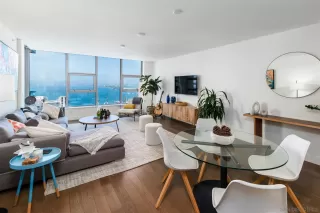 Photo #4: 240004560 Listing