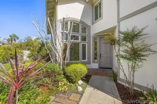 Photo #5: 240004595 Listing 