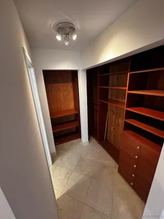 Photo #4: 240004638 Listing 