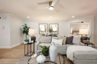 Photo #3: 240004661 Listing 