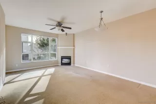 Photo #2: 240004712 Listing