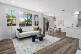 Photo #1: 240004759 Listing