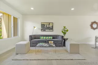 Photo #2: 240004781 Listing