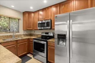 Photo #2: 240004799 Listing