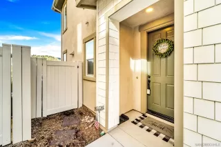 Photo #2: 240004851 Listing