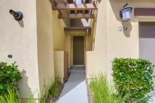 Photo #1: 240004858 Listing 