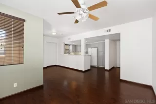 Photo #5: 240004859 Listing 