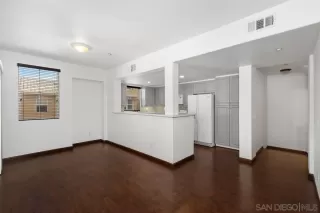 Photo #6: 240004859 Listing 