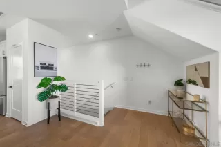 Photo #2: 240004863 Listing