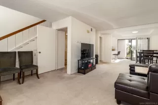 Photo #3: 240004866 Listing 