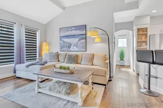 Photo #5: 240004868 Listing