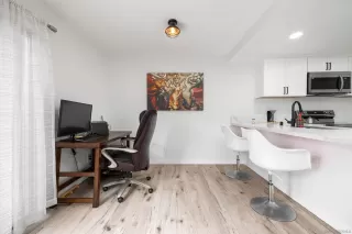 Photo #3: 240004869 Listing