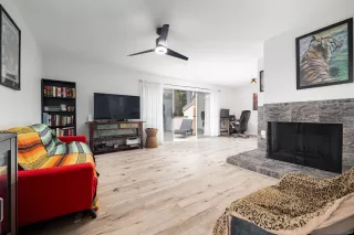 Photo #6: 240004869 Listing