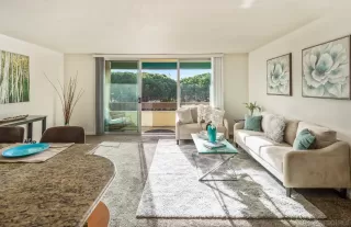 Photo #3: 240004895 Listing