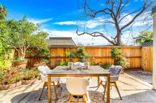 Photo #3: 240004912 Listing 