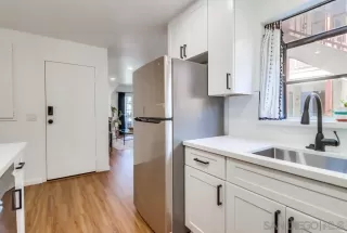 Photo #3: 240004945 Listing