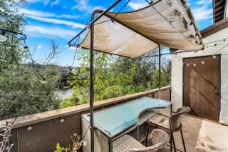 Photo #6: 240004946 Listing 