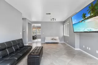 Photo #5: 240004955 Listing 