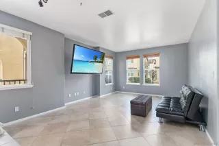 Photo #6: 240004955 Listing 