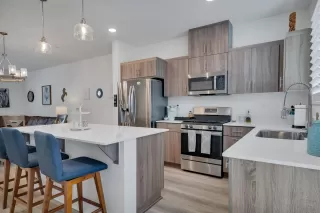 Photo #1: 240004981 Listing