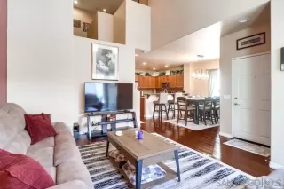 Photo #5: 240004988 Listing