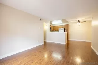 Photo #5: 240004991 Listing 