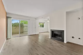 Photo #4: 240005029 Listing 