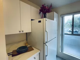 Photo #3: 240005031 Listing