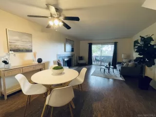 Photo #4: 240005031 Listing