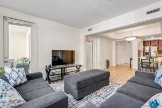 Photo #6: 240005046 Listing