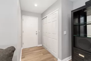 Photo #3: 240005049 Listing