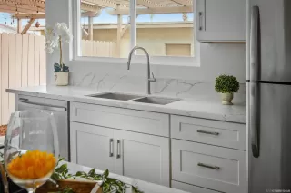 Photo #1: 240005056 Listing