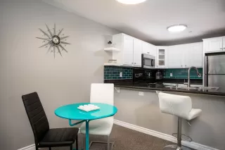 Photo #4: 240005066 Listing 