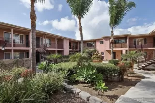 Photo #3: 240005106 Listing 