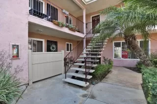 Photo #5: 240005106 Listing 