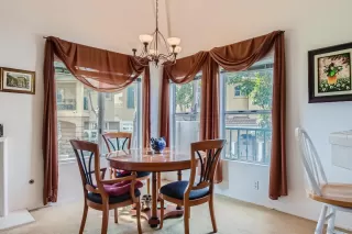 Photo #2: 240005115 Listing 