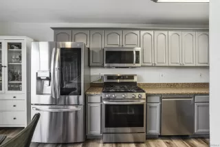 Photo #1: 240005142 Listing