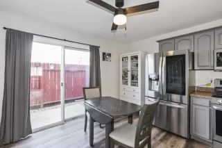 Photo #4: 240005142 Listing