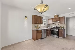 Photo #5: 240005172 Listing 