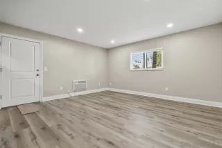 Photo #4: 240005176 Listing 