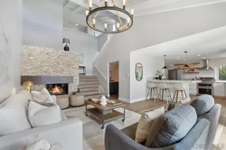 Photo #2: 240005178 Listing 