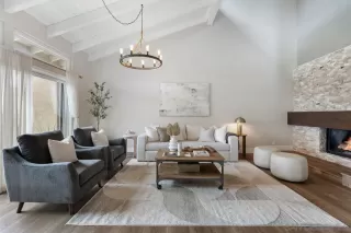 Photo #3: 240005178 Listing 