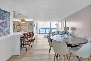 Photo #1: 240005192 Listing