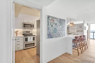 Photo #6: 240005192 Listing