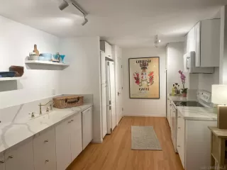 Photo #2: 240005246 Listing 