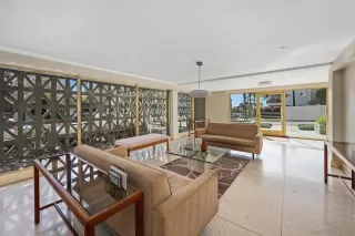 Photo #4: 240005294 Listing 