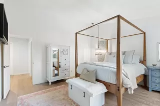 Photo #6: 240005315 Listing