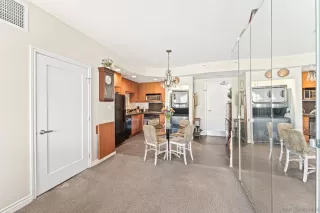 Photo #6: 240005325 Listing 