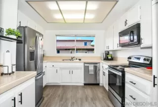 Photo #4: 240005354 Listing