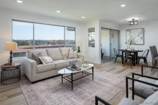 Photo #3: 240005363 Listing